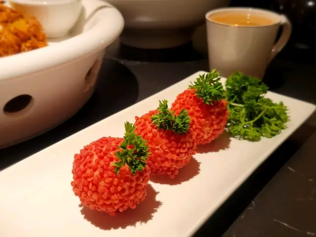 Ресторан китайской кухни «Дракон» рядом с паромным терминалом Гонконг-Макао