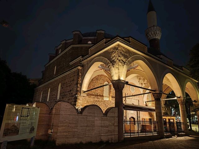 索菲亞目前唯一一座仍在使用的清真寺#班亞巴什清真寺 (Banya Bashi Mosque)-Sofia Bulgaria
