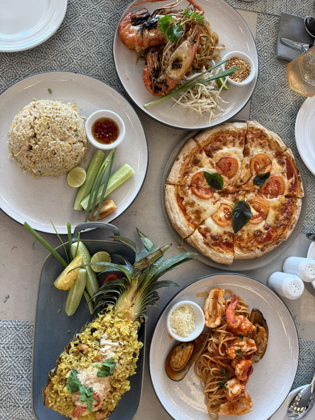 リゾートで味わうプーケットの風味：The Parlour at Veranda Resort