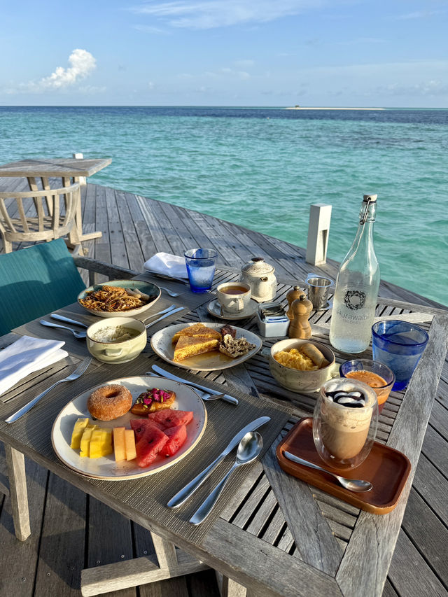 ☀️ Elegant Breakfast with a View in the Maldives