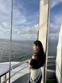My Halong Bay Cruising Experience – A Must-Do in Vietnam 🇻🇳✨