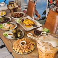 Wonderful Thai lunch today