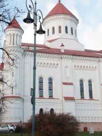 ヴィリニュスで可愛い教会を巡る1日プラン