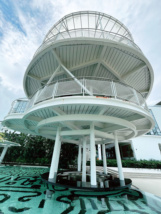 Roxy Beach Resort: The Ultimate Beachfront Staycation