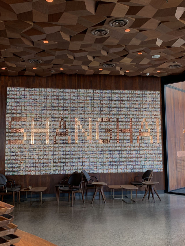 상하이의 압도적인 규모의 스타벅스에서 바, 로스터리등 특별함을 경험하세요 상하이의 압도적인 규모의 스타벅스에서 바, 로스터리등 특별함을 경험하세요