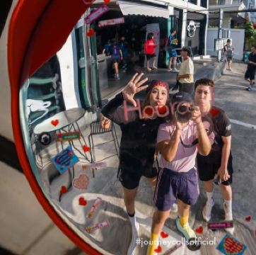 Let's go for a run! 🩷