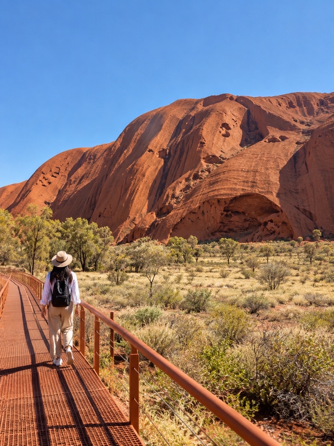 🇦🇺 Uluru | A wonder in the heart of Australia.