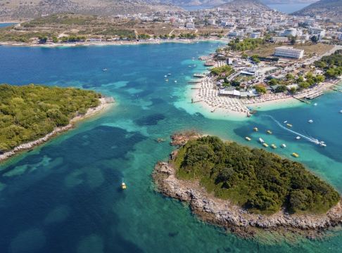 🇦🇱 Albania: Europe’s Hidden Gem of Turquoise Seas, Ancient Towns & Wild Mountains