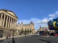 🏙️ Liverpool City Centre's Urban Ballet 🚶‍♂️