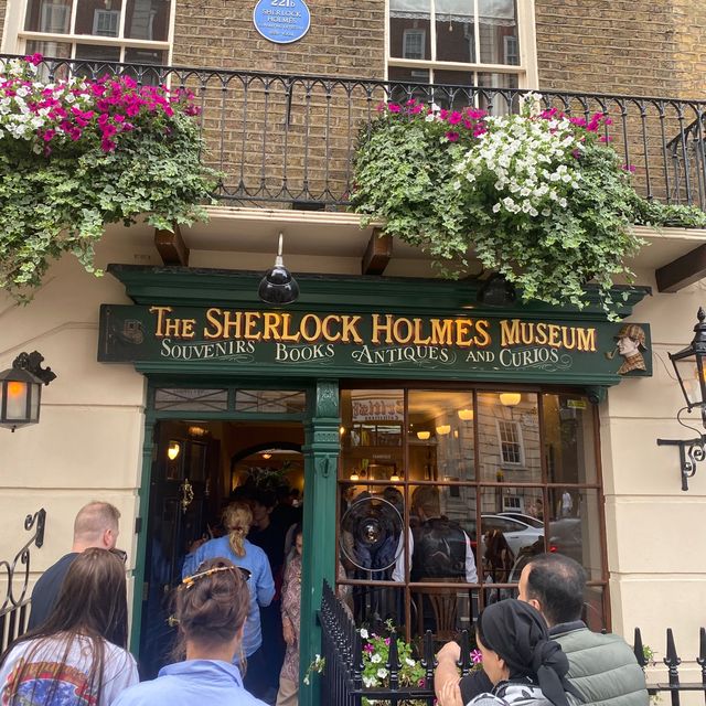 🏴󠁧󠁢󠁥󠁮󠁧󠁿 Home of Sherlock Holmes: Baker Street🕵️‍♂️