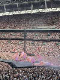 London | Happy to enjoy the eras tour with Taylor swift