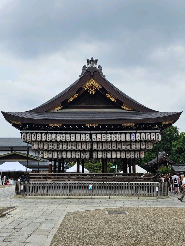 Yasaka Shrine: Kyoto’s Living Tradition