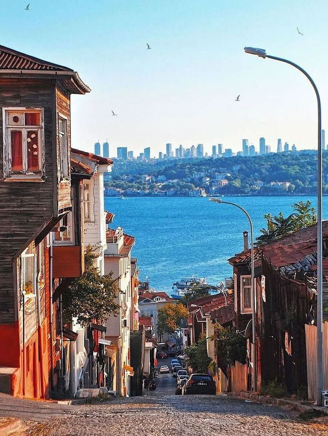 The colorful houses of Istanbul