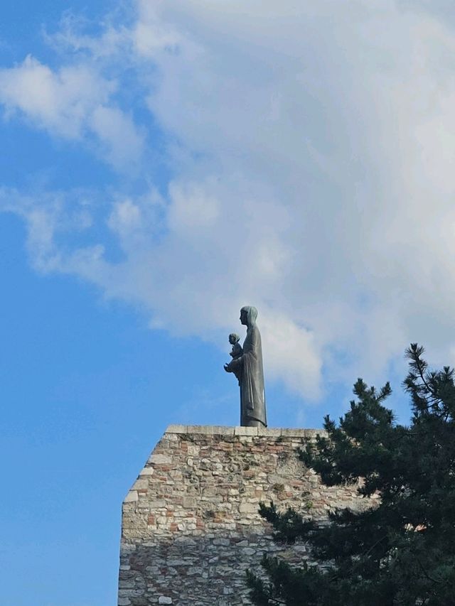 Wandering Through Royal Walls – My Magical Day at Buda Castle