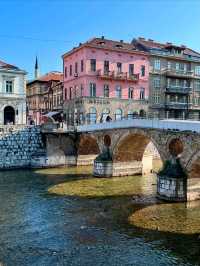 🕌 Sarajevo: A City Where Cultures Meet and History Lives On 🇧🇦✨