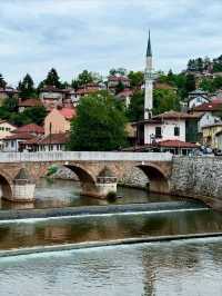🕌 Sarajevo: A City Where Cultures Meet and History Lives On 🇧🇦✨