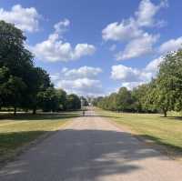 A Majestic Journey Through History – Windsor Castle Delivers!