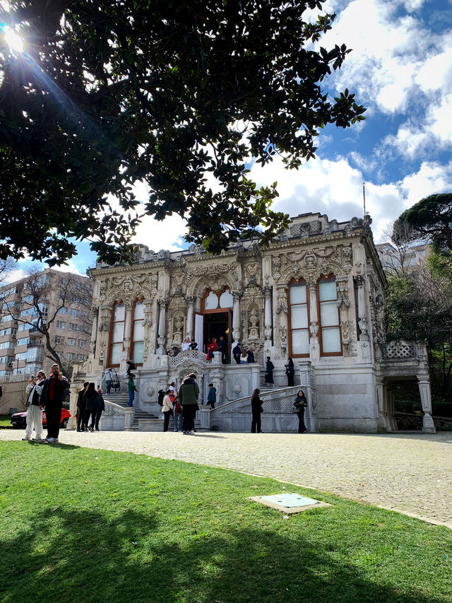 🌿 Ihlamur Kasrı: A Hidden Ottoman Pavilion in the Heart of Istanbul