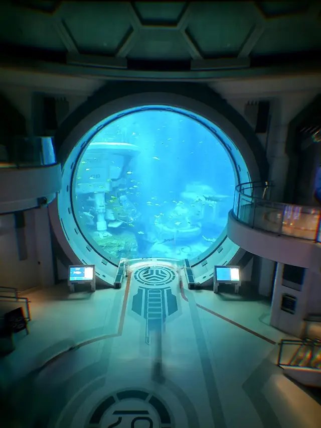 ABU DHABI'S BEST AQUARIUM: SEA WORLD.