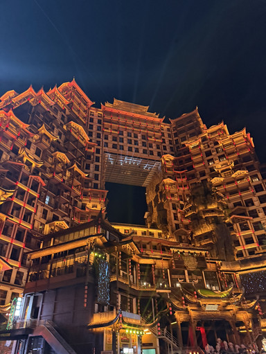 72の不思議の塔（72 Wonders Tower）。 | Trip.com 張家界