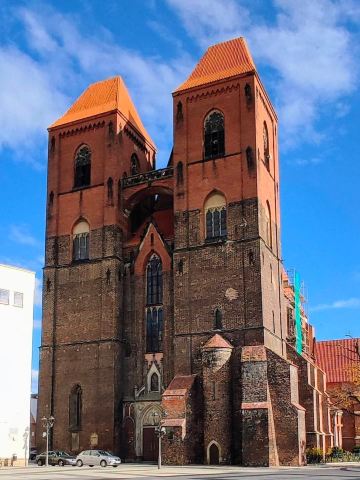 St. Nicholas’ Church in Brzeg: A Silesian Gothic Masterpiece 🇵🇱✨