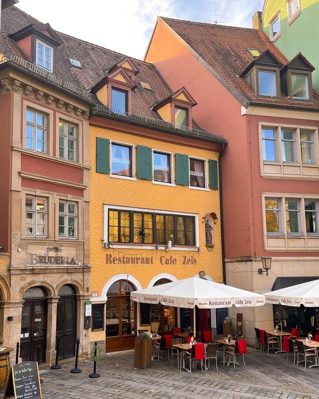 Bamberg: A Glimpse into Bavaria's Heart, Where History Brews and Beer Tells Stories 🍻