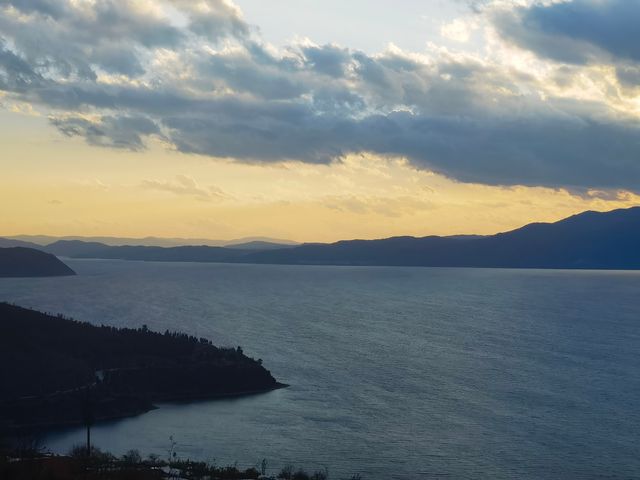 日落美景，冬日峽灣