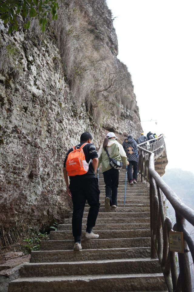 新昌穿岩十九峰