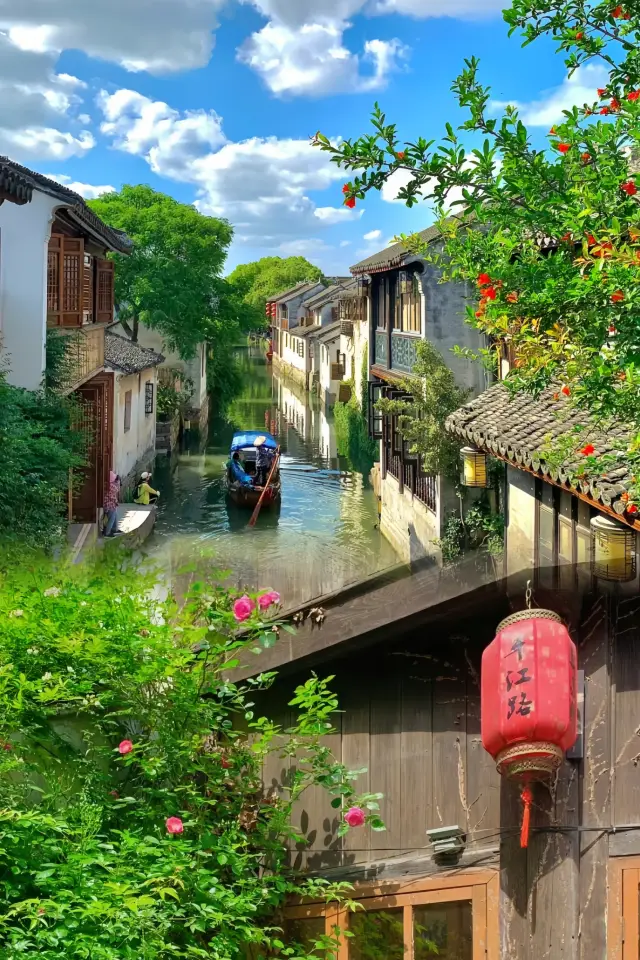 The upcoming Suzhou is arguably the pinnacle of travel in the Jiangnan region