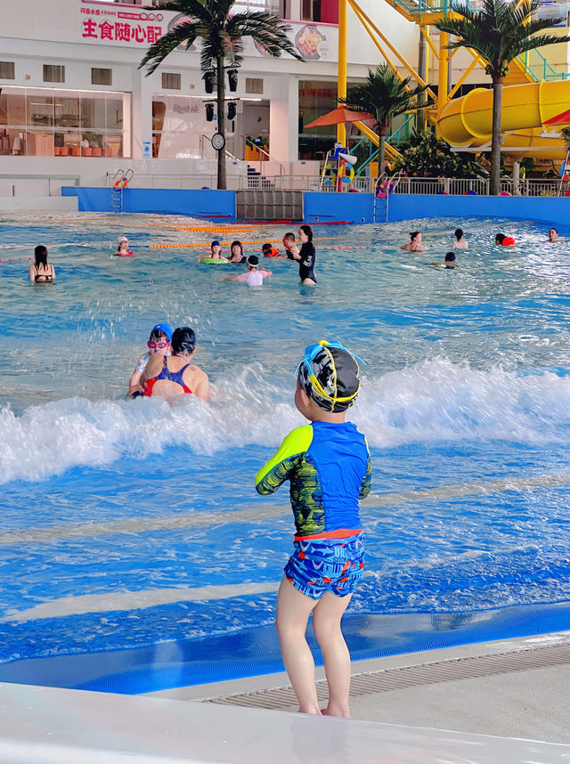 An ideal destination for summer weekends! A water park where both adults and children can enjoy!