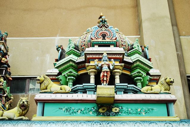 【吉隆坡】走進華麗而寧靜的馬里安曼印度廟