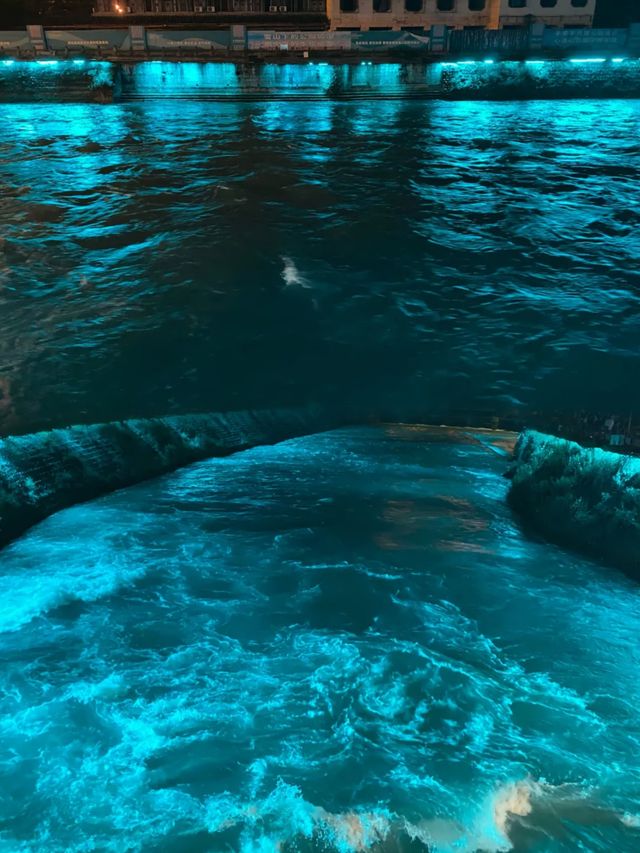 都江堰邂逅了藍眼淚，真的美極了！！！