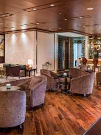 🌟 Mumbai Marvels: St. Regis' Luxe Comforts 🌟