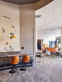 Buffalo Bliss: Westin's High-Tech Haven 🌟🛏️