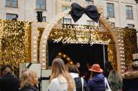 Can't imagine how beautiful Christmas in London will be this year...