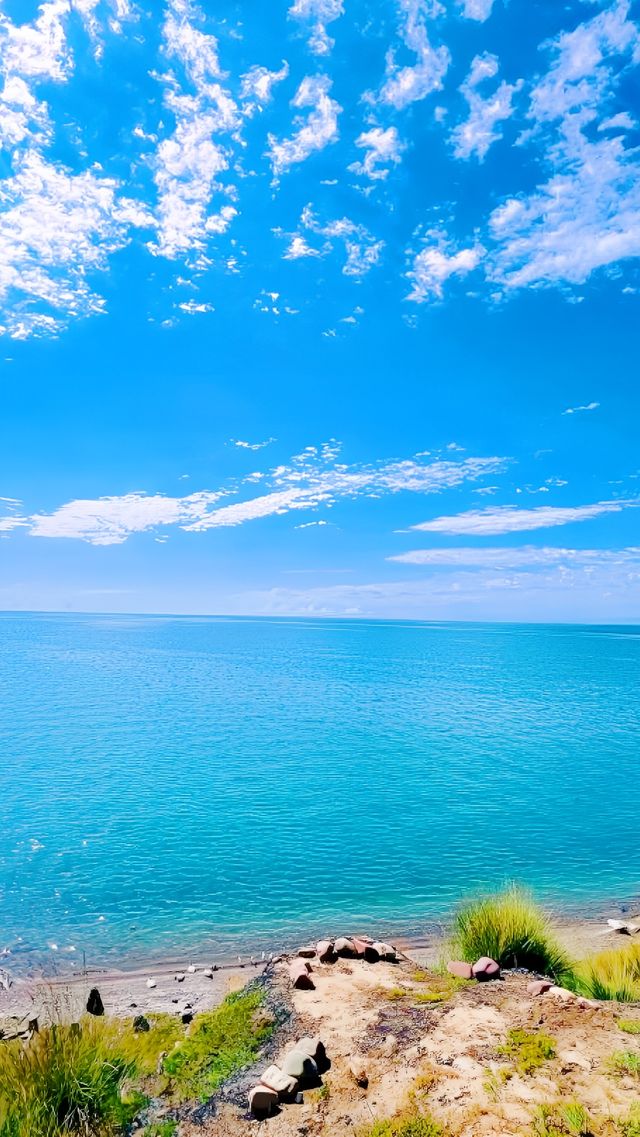 青海湖聖泉灣斷崖的奇觀，難道不令人嚮往嗎？