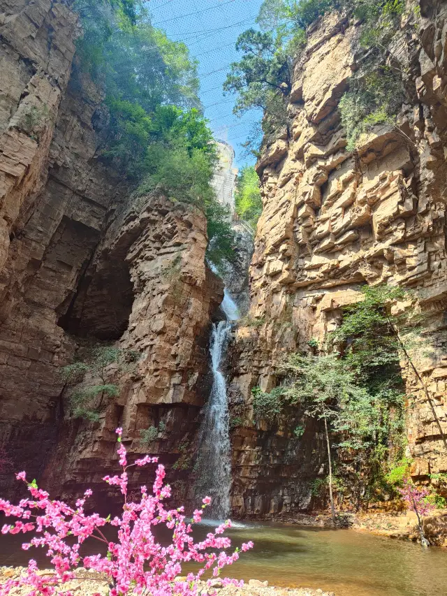 Beijing Pinggu Shilinxia: A Meeting of Majestic Canyons and Stunning Scenery