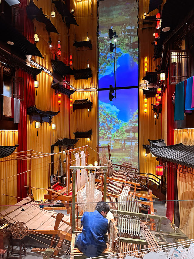 成都 Citywalk 兩個寶藏拍照地趕緊住!!! 成都 Citywalk 兩個寶藏拍照地趕緊住!!!