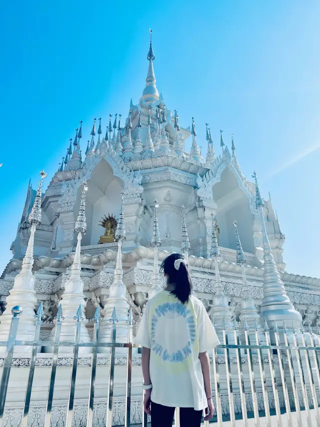 Xishuangbanna Banruo Temple, a photogenic temple