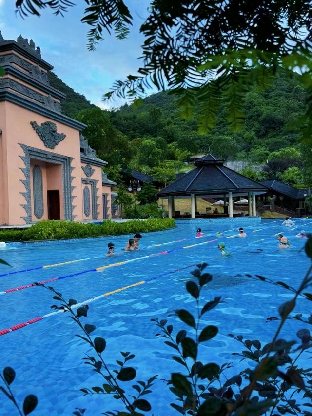 韶關乳源藍山源嶺南東方溫泉酒店，溫泉酒店天花板，超級享受體驗