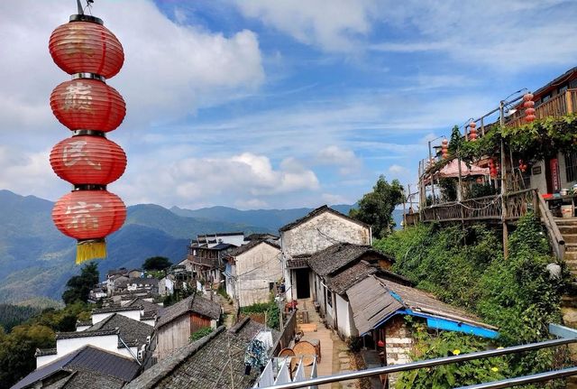 風景如畫的黃山木梨石共村