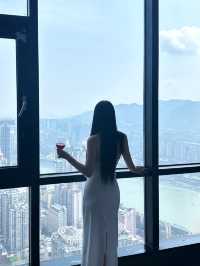 在重慶！在57層高空泡澡是什麼體驗？