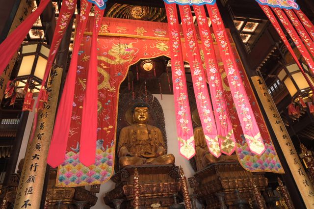 上海で必ず訪れたいお寺　