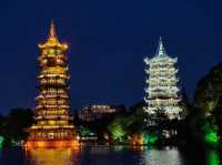 桂林日月雙塔｜闖入絕美夜景畫卷，真係靚到癲啊！
