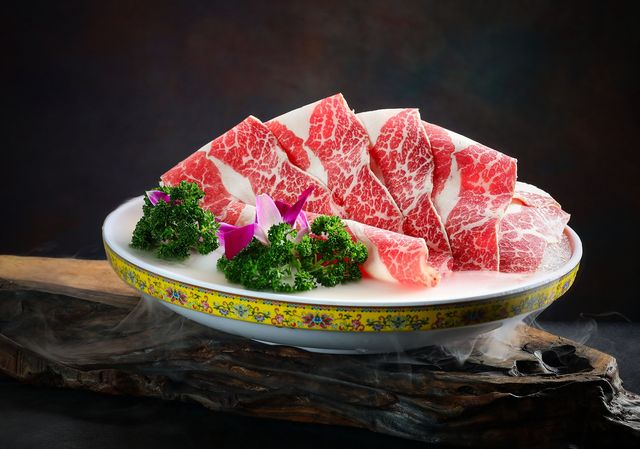 老北京銅鍋涮肉：一口穿越京味舊時光