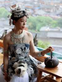 嚟千戶苗寨，當然要體驗苗族服飾寫真啦……