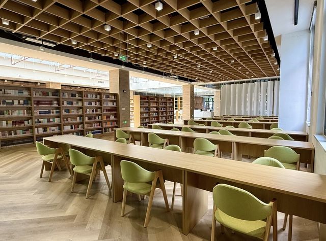發現一間寶藏圖書館，就喺中和