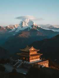 帶娃衝牛背山！雲端自駕不踩雷，看日照金山超輕鬆