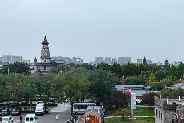 夜遊正定古城解鎖1600年古建遺珠的絕美秘境 夜遊正定古城解鎖1600年古建遺珠的絕美秘境