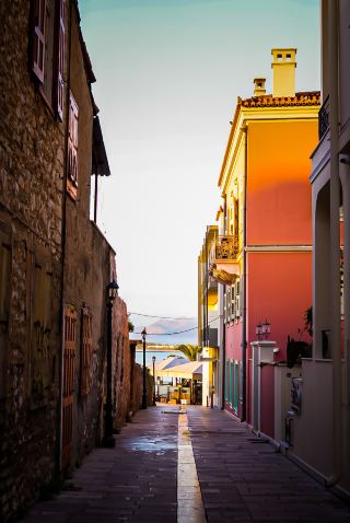 希臘那普良（Nafplio）：啤酒與晚風的浪漫小鎮